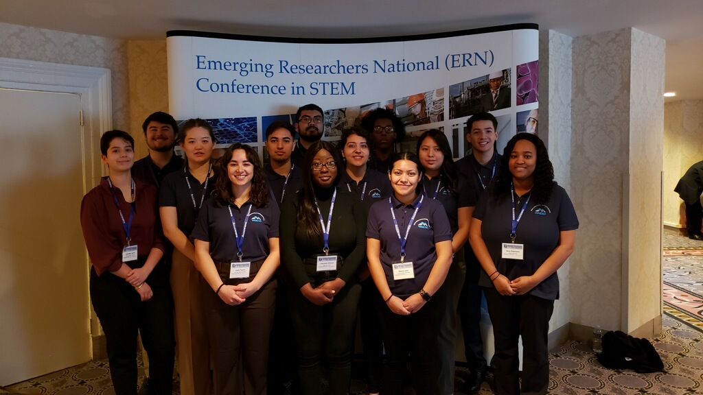 Students in Andino Research Group